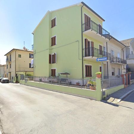 Casa Lilly Daire Porto SantʼElpidio Dış mekan fotoğraf