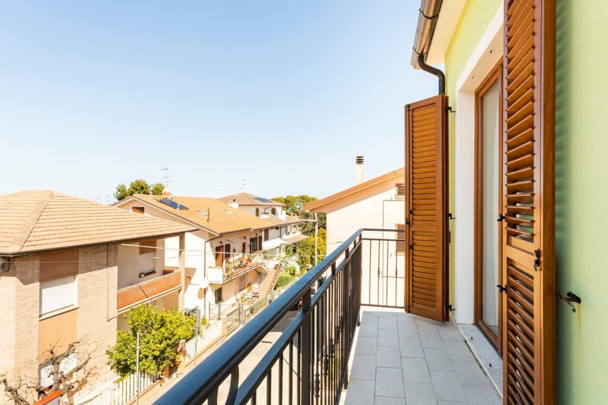 Casa Lilly Daire Porto SantʼElpidio Dış mekan fotoğraf
