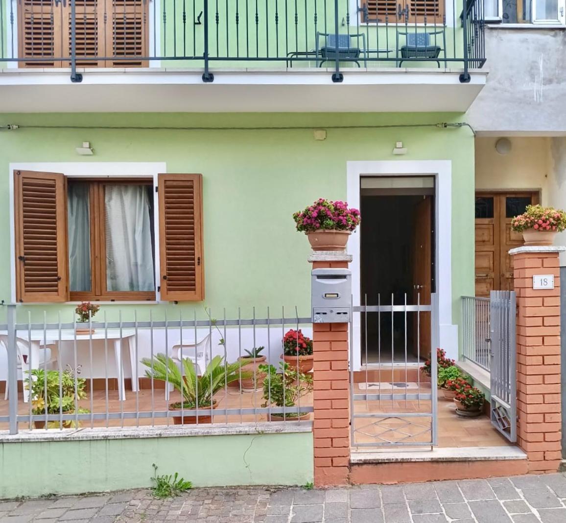 Casa Lilly Daire Porto SantʼElpidio Dış mekan fotoğraf