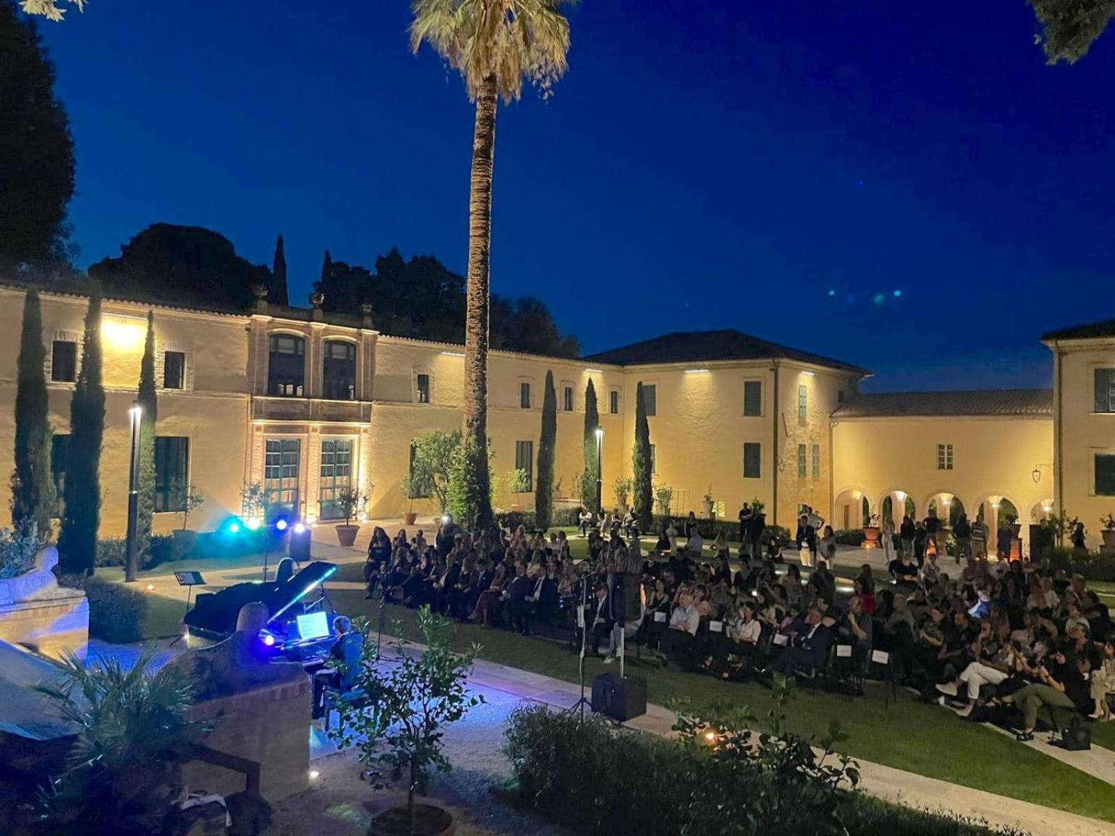 Casa Lilly Daire Porto SantʼElpidio Dış mekan fotoğraf